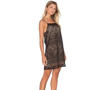 CAMI THE REBECCA DRESS BLACK LACE SIZE LARGE
